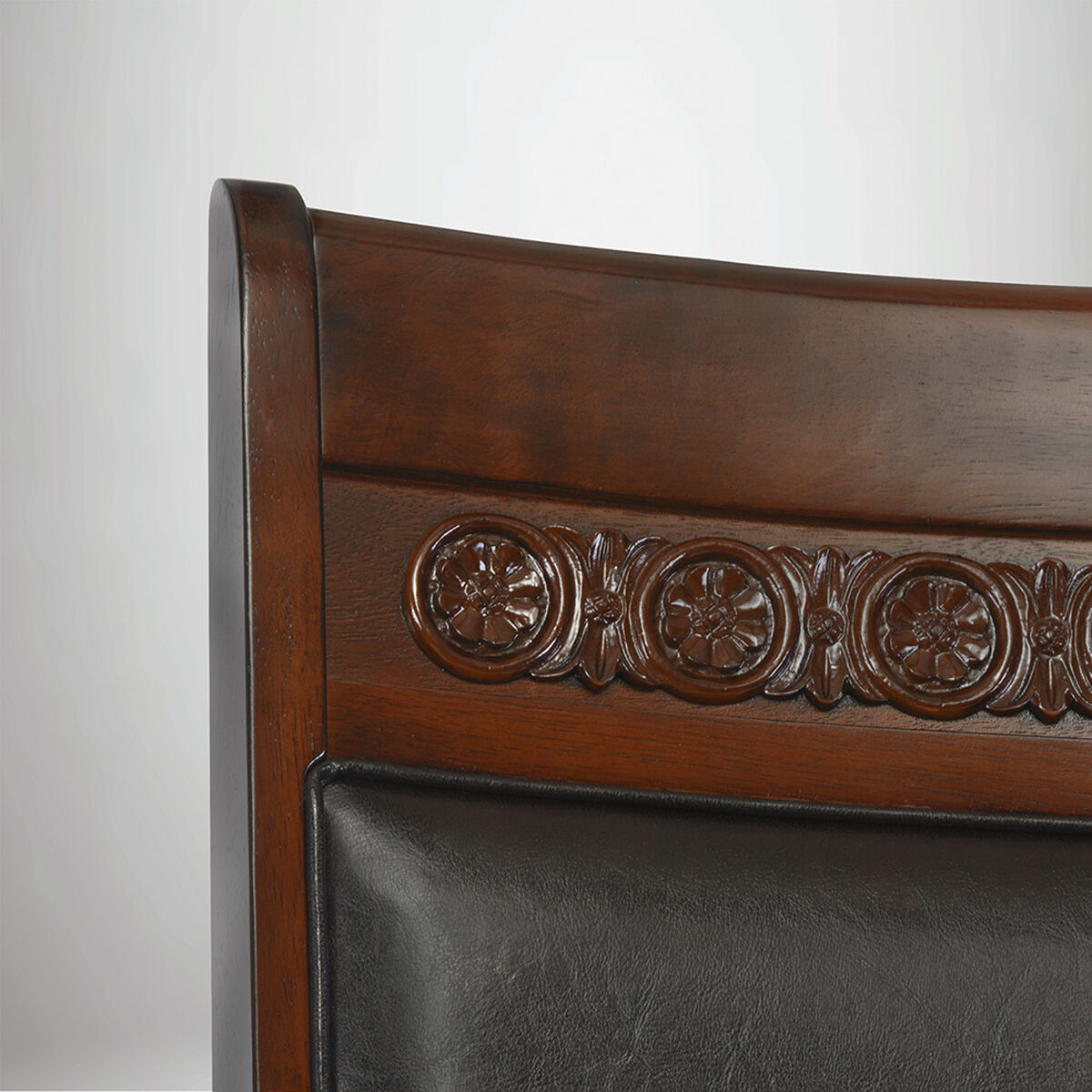 Juego de Comedor CIC New Cordobes 6 Sillas 2 Sitiales