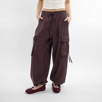Pantal&oacute;n Cargo Parachute Mujer Icono