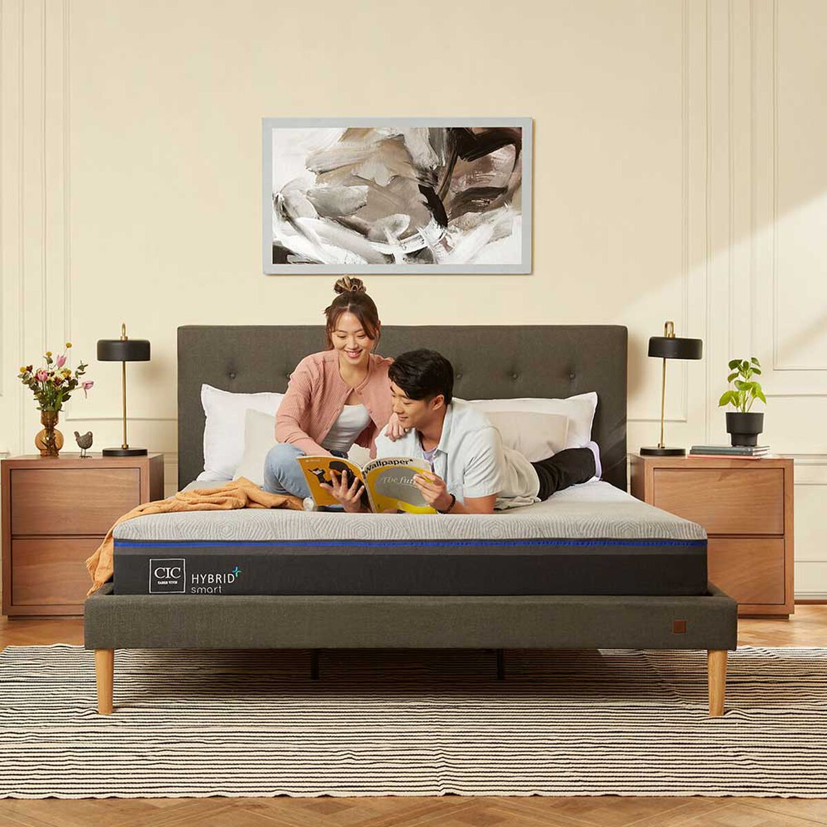 Cama Europea CIC 2 Plazas Hybrid Plus + Respaldo + 2 Veladores
