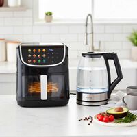 Combo Freidora de aire Kioto Sakai 8 lts. + Hervidor eléctrico Kioto IKEDA 1.8 lts