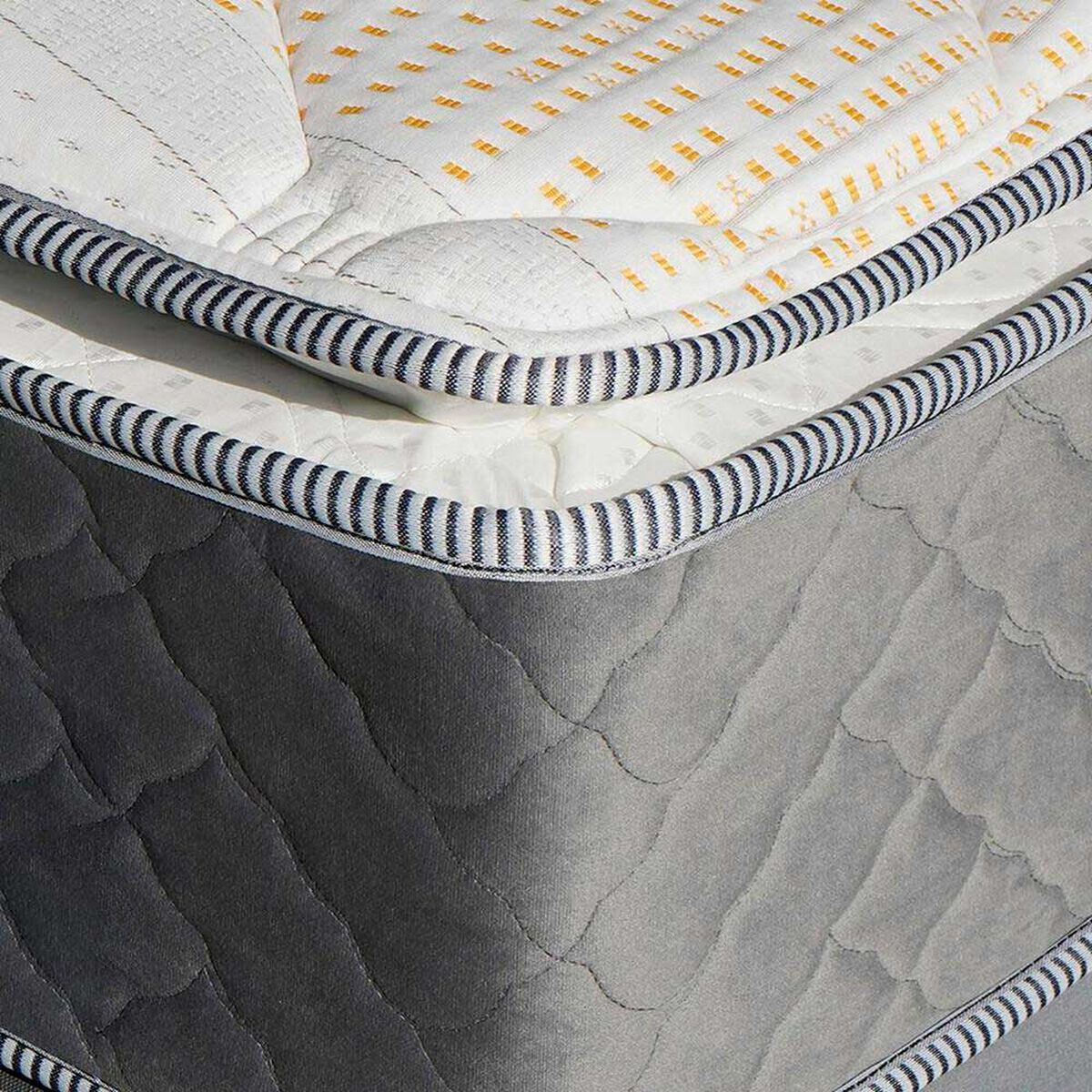 Cama Europea Celta Base Dividida 2 Plazas Carbono + Respaldo + 2 Veladores Villarreal