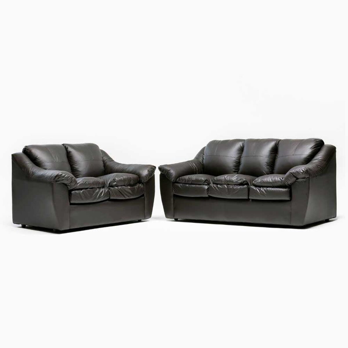 Juego de Living Cabsur Galicia Sof&aacute; 3 Cuerpos + Sof&aacute; 2 Cuerpos PU Caf&eacute;