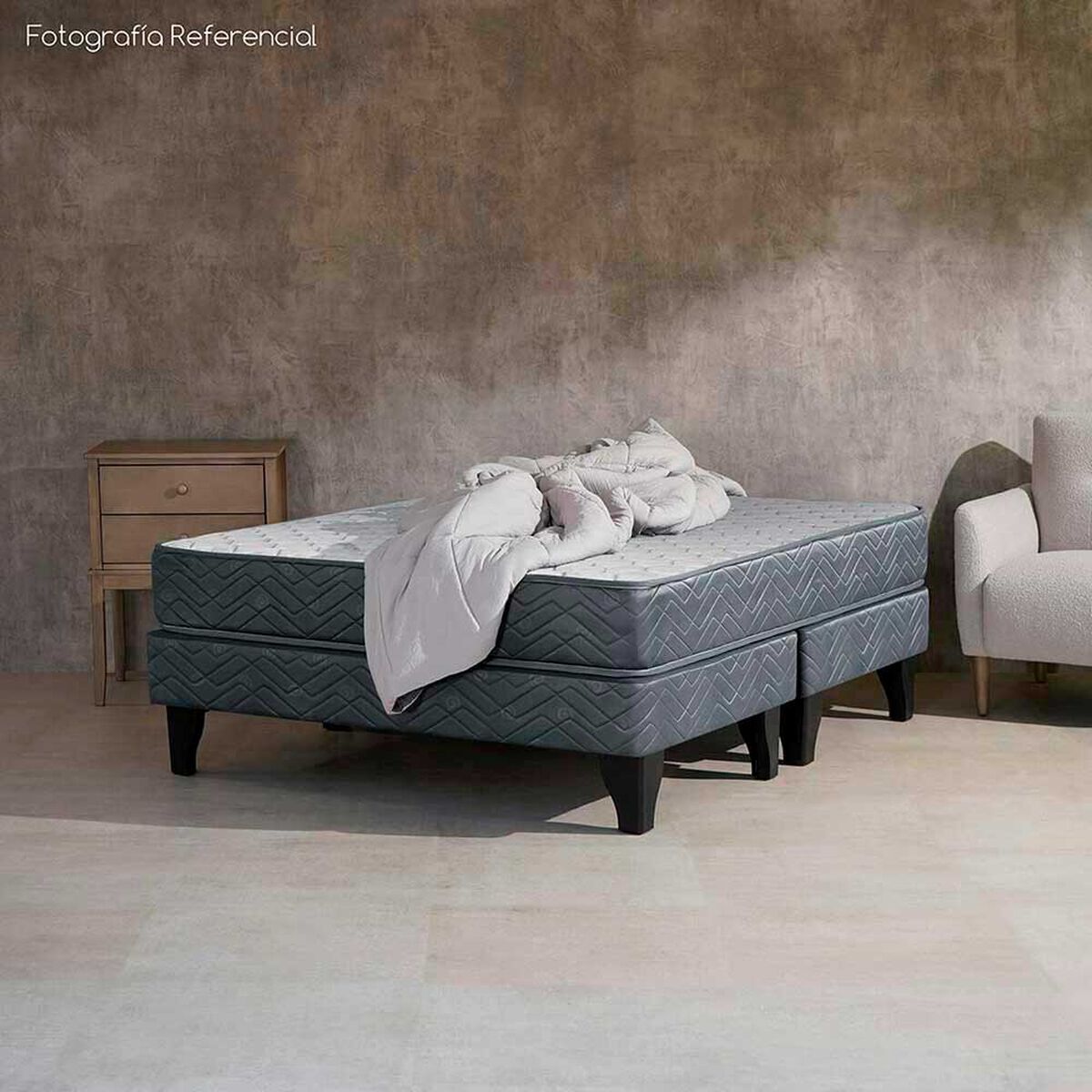 Cama Europea Celta Full C&aacute;diz + Respaldo + Velador