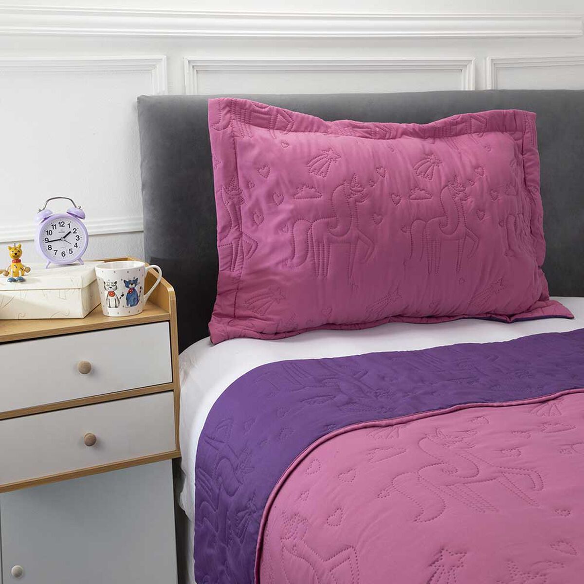 Cubrecama Bicolor Casanova Kids 1,5 Plazas Unicornio