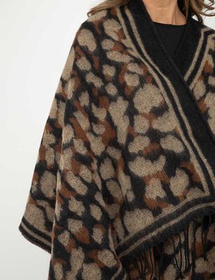 Imagen 2 del producto Ruana Tejida Mujer Bside