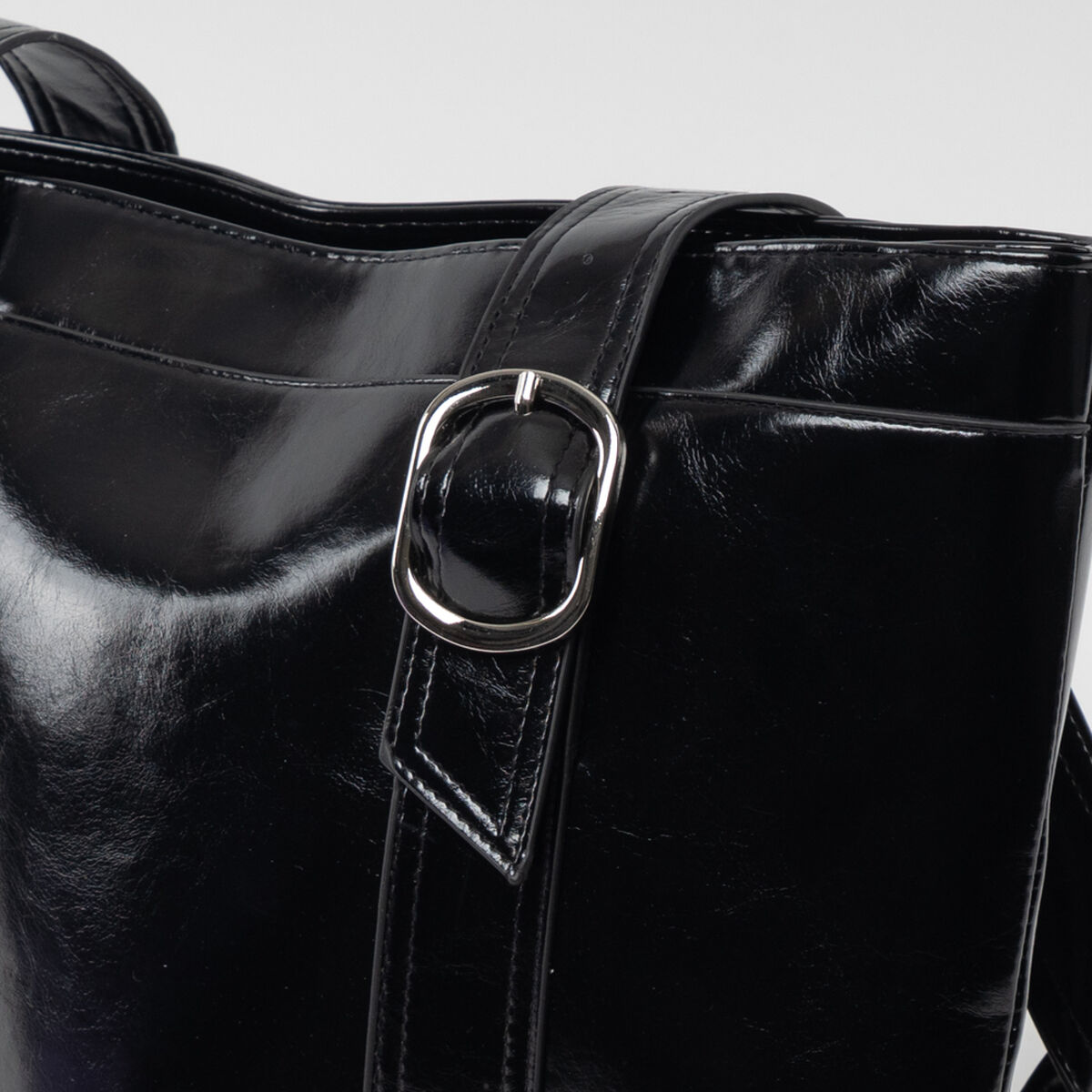 Cartera Tote Negro Soviet