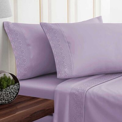 Imagen 1 del producto Juego de Sábanas Doral 1,5 Plazas Santorini Liso Broderie Lavanda