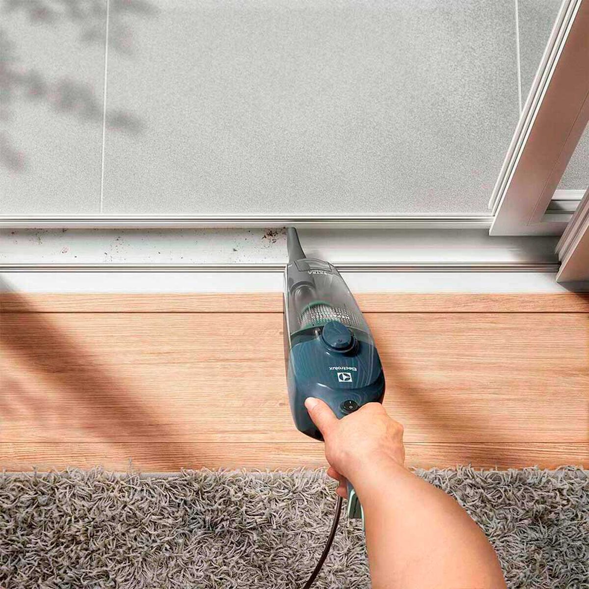 Aspiradora Vertical Electrolux Super Speed Plus Stk14 Azul