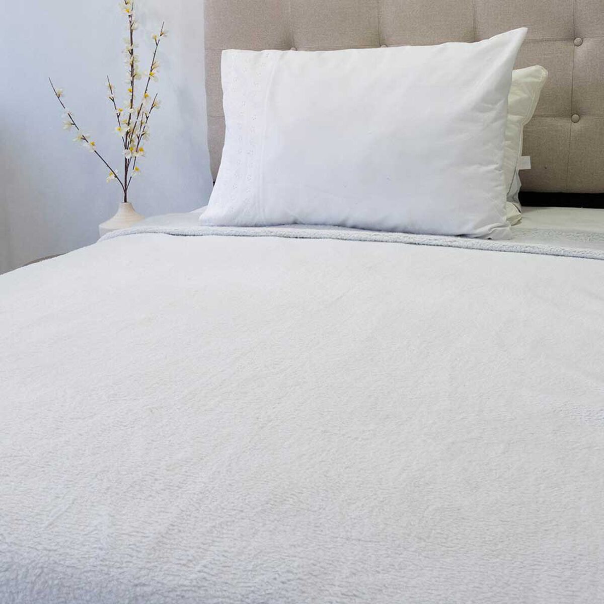 Frazada Poliéster Doral 1,5 Plazas Deluxe Blanco