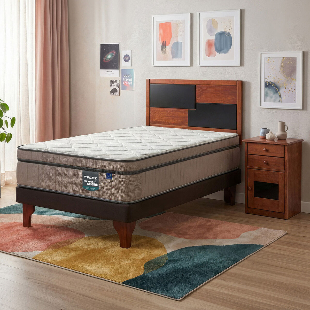 Cama Europea Flex 1,5 Plazas  M&aacute;ximo Cobre  + Respaldo + Velador Colonia