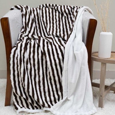 Manta Doral Jacquard Two Tones 127x152 cm D4