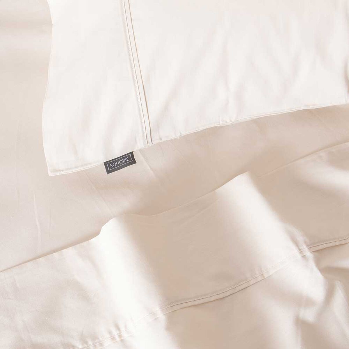Juego de Sábanas SoHome 180 Hilos King Liso Beige