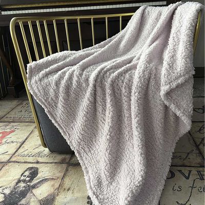 Imagen 1 del producto Manta Sherpa Illusions Lavanda 125 x 150 cm