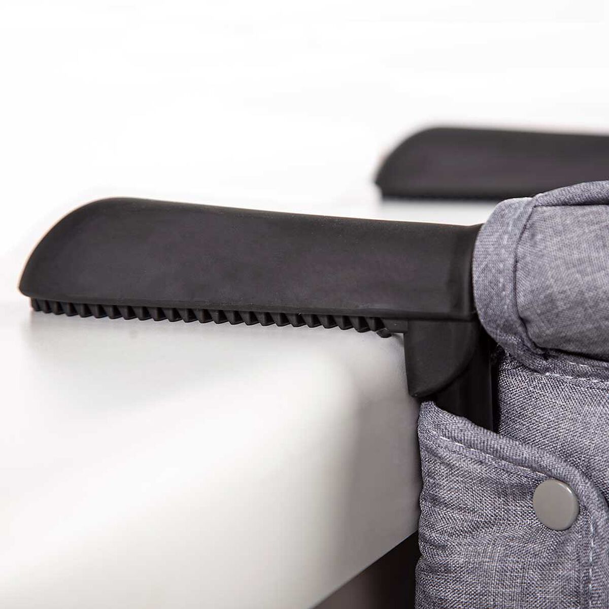 Silla de Comer Eat & Bear Sujeción de Mesa Portable Gris Bebesit