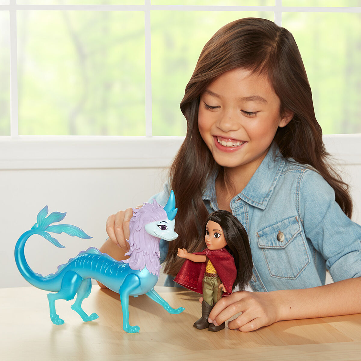 Muñeca Disney con Dragon Sisu