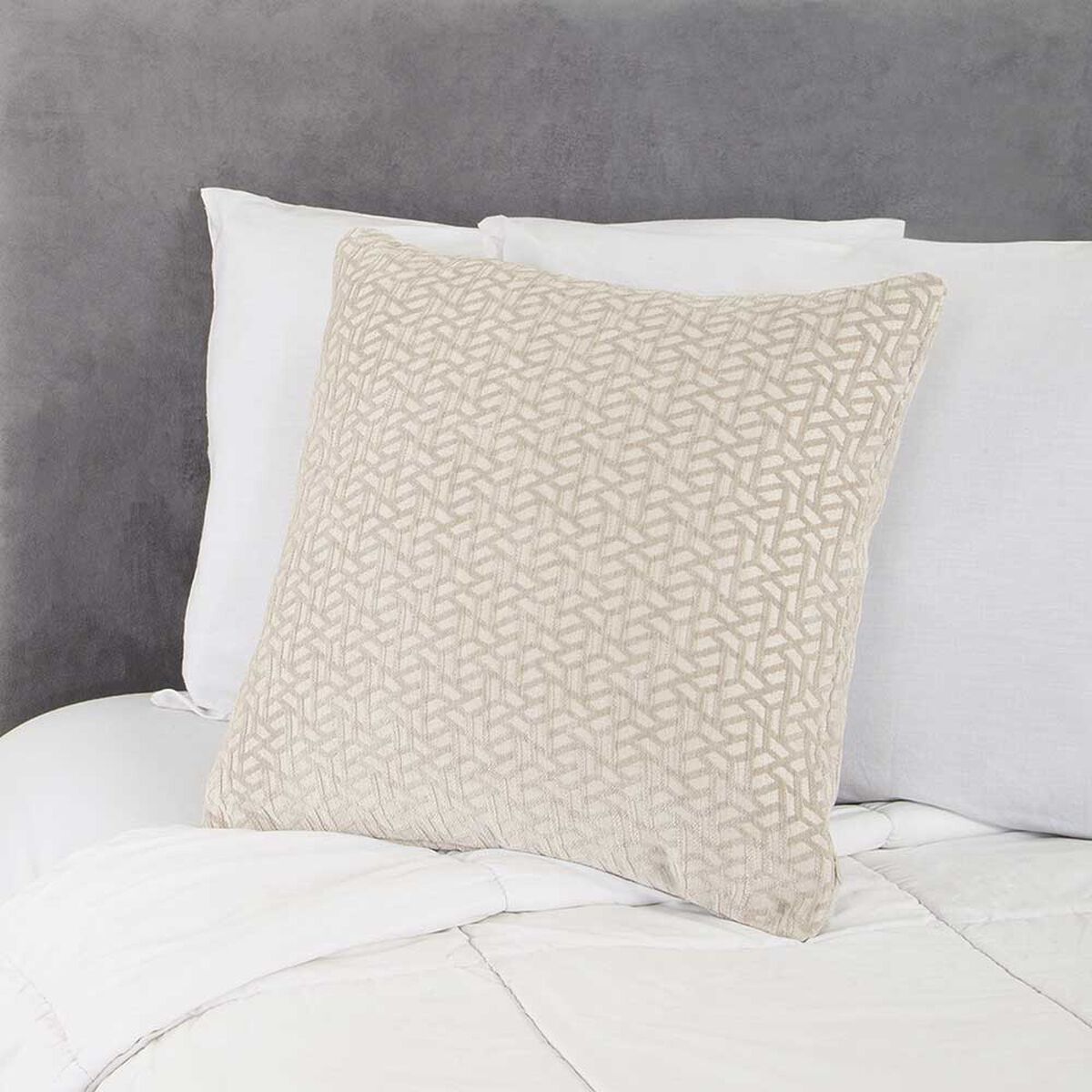 Cojín Casanova Chenille Beige 45 x 45 cm