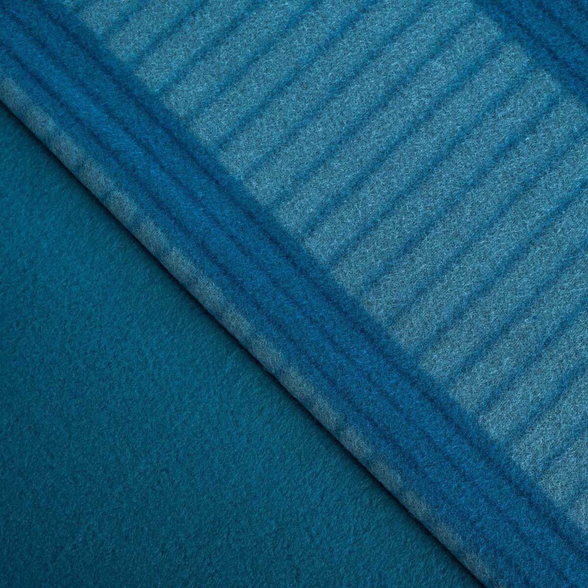 Juego de S&aacute;banas Polar American Family King Drago No Aplica Azul