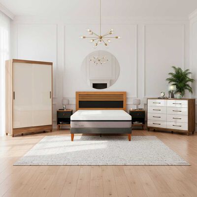 Combo Cama Europea CIC 2 Plazas Balance + Cl&oacute;set Casanova Fit 2 Puertas Correderas Jequitiba Blanco + C&oacute;moda Casanova Charlotte Nogal 8 Cajones + Respaldo 2 Plazas + 2 Veladores Casanova Caroline Natural