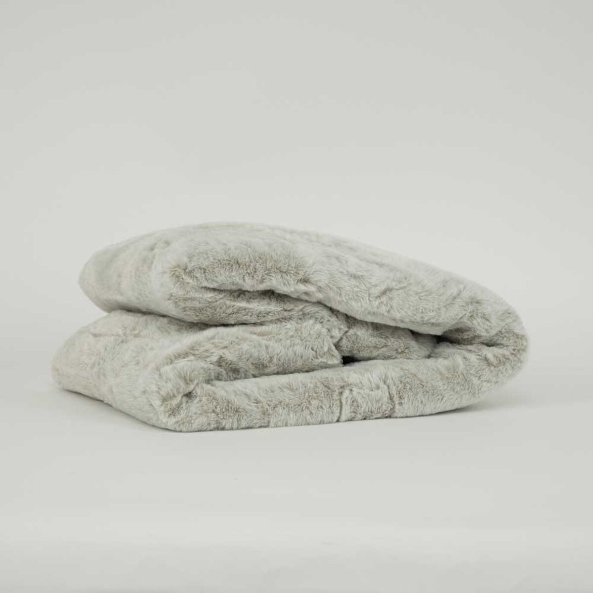 Manta Rabbit Sherpa Zibel