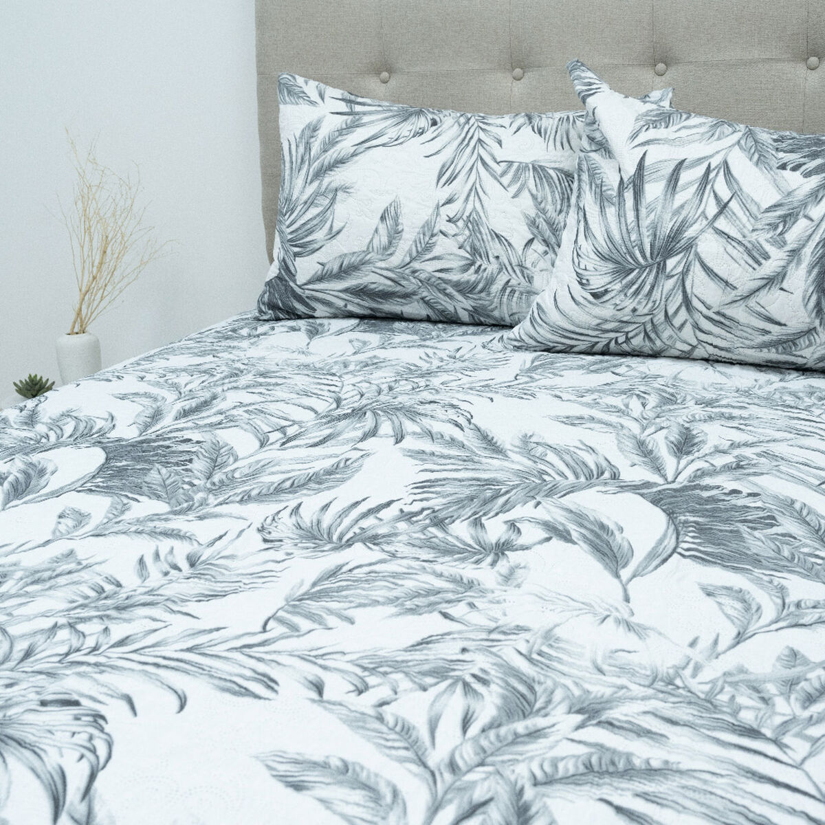 Quilt Doral Hotpress Estampado 2 Plazas Bot&aacute;nico