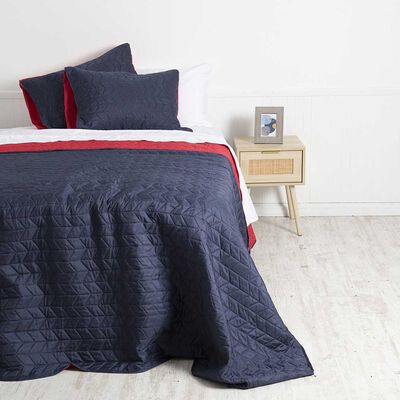 Imagen 1 del producto Cubrecama Mashini 2 Plazas Liso Marengo Rojo