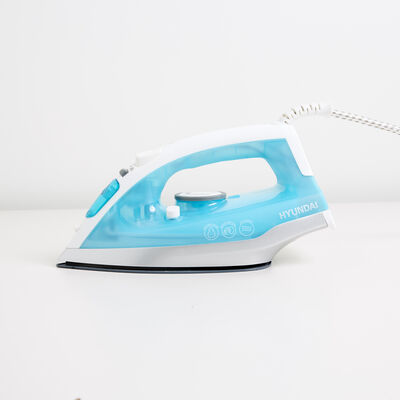 Plancha a Vapor Hyundai HY2448P