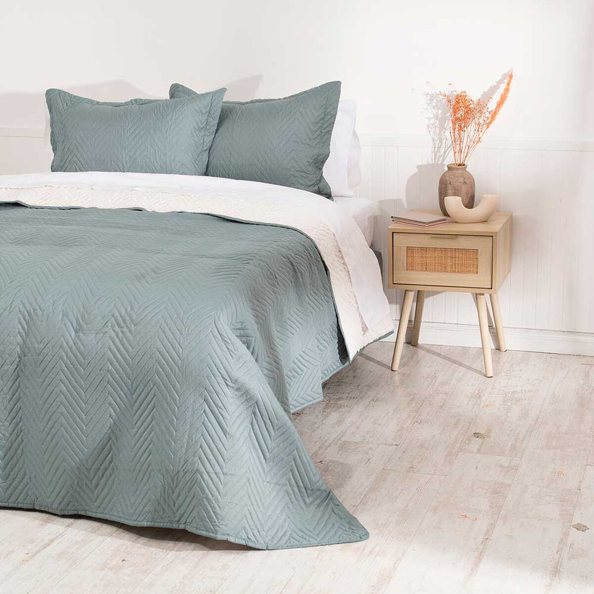 Quilt Mashini 2 Plazas Liso Verde