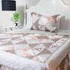 Quilt Doral Patchwork con Aplicaci&oacute;n Deluxe Compose D3 1,5 Plazas