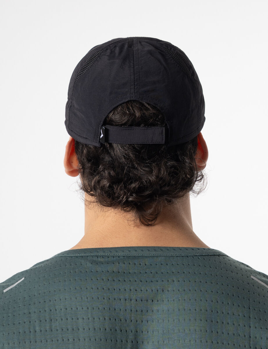 Jockey Deportivo Black Hombre Alpinextrem
