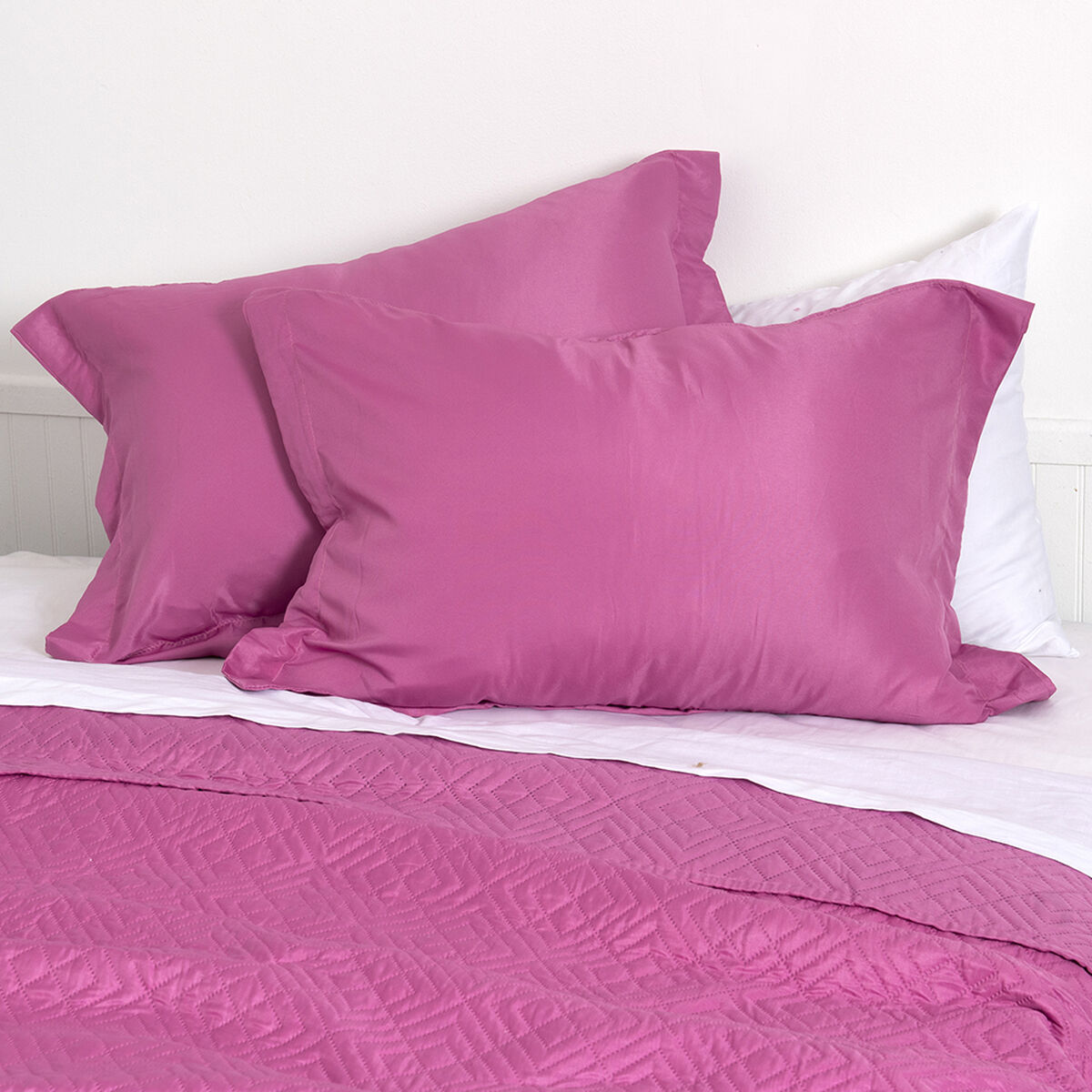 Cubrecama Mashini 2 Plazas Liso Fucsia