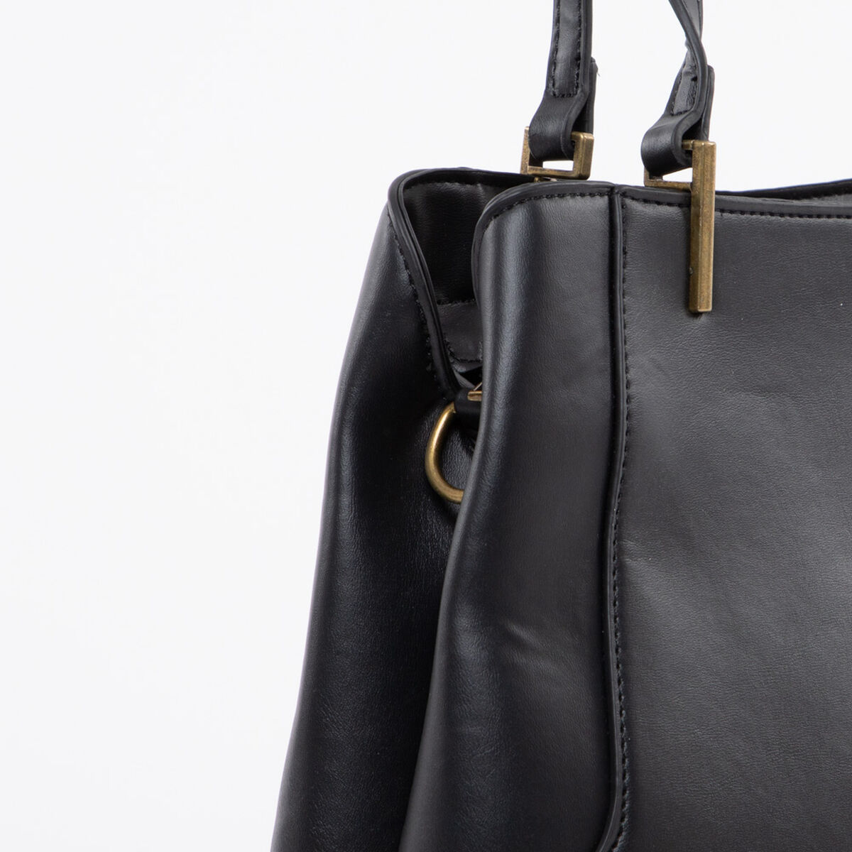 Cartera Ecocuero Negro Portman Club