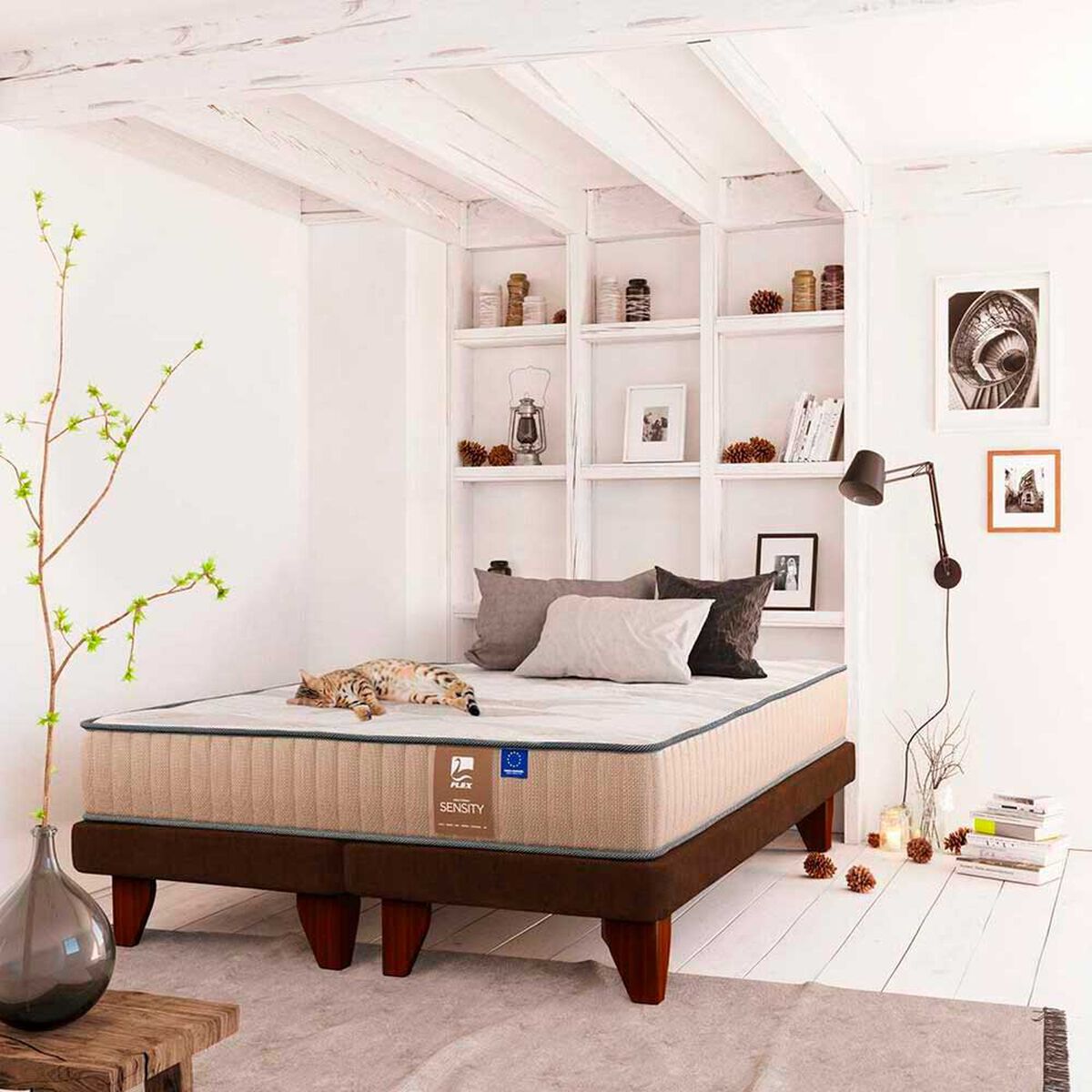 Cama Europea Flex 1,5 Plazas Dual Sensity + Respaldo Royal Caf&eacute; + Velador Rover