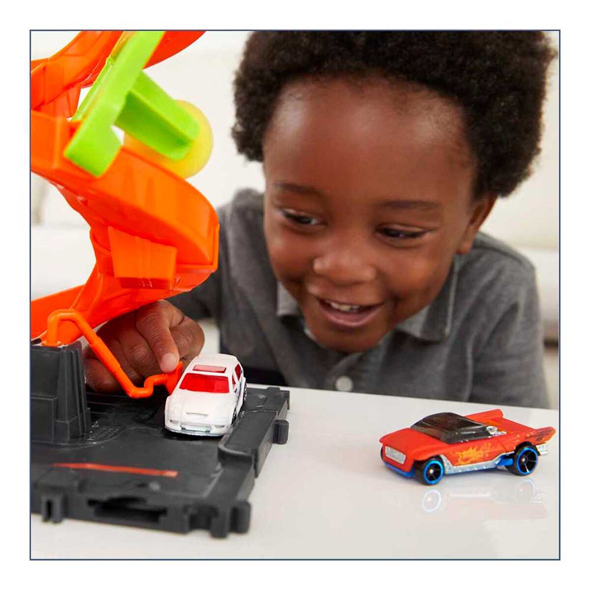 Pista de Auto Mega Torre Autolavado Hot Wheels City
