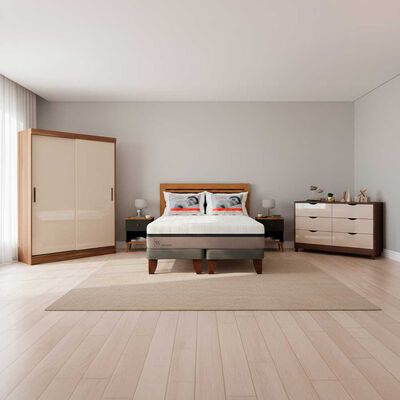 Combo Cama Europea CIC Base Dividida 2 Plazas Balance + Respaldo 2 Plazas + 2 Veladores Casanova Caroline + Cl&oacute;set Casanova Fit 2 Puertas Correderas Jequitiba + C&oacute;moda Casanova Pisa 6 Cajones Nogal Off White + Pack Almohadas Celta Imperial Soft 65 x 45 cm