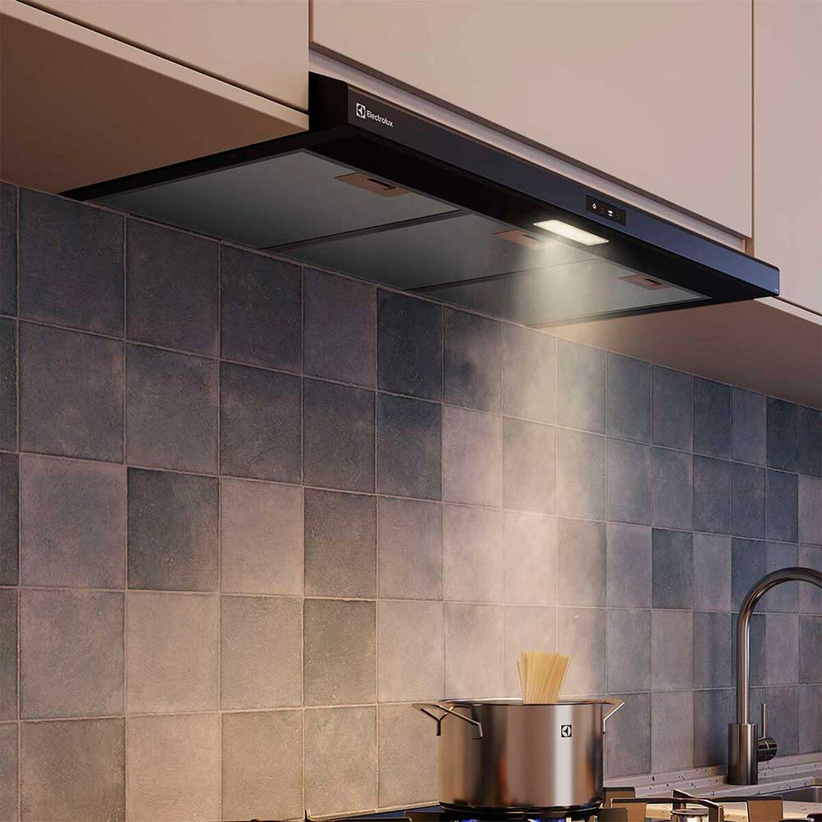 Campana Electrolux DE9TB El&eacute;ctrica Negro