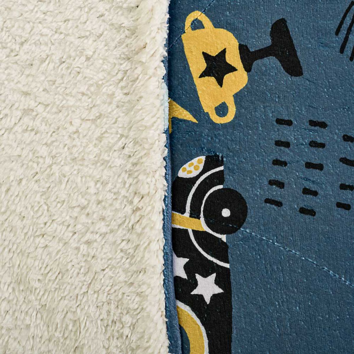 Frazada Infantil Flannel Sherpa Infantil Casanova Kids 1,5 Plazas Cars