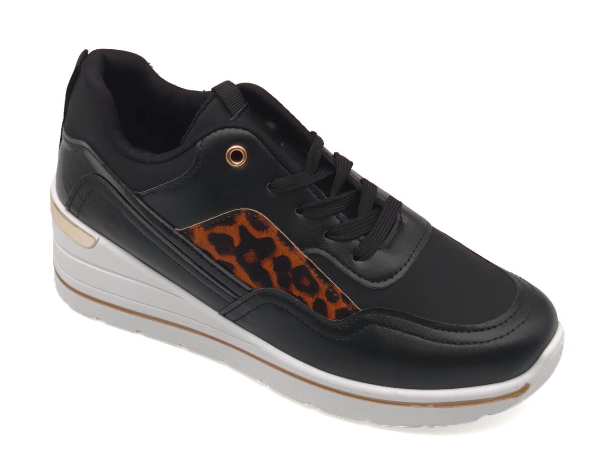 Zapatilla Urbana Mujer Portman Club