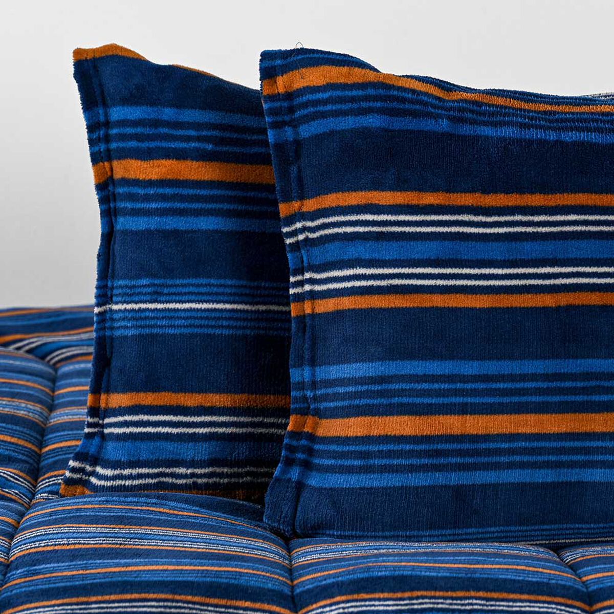 Plumón American Family King Franjas Azul
