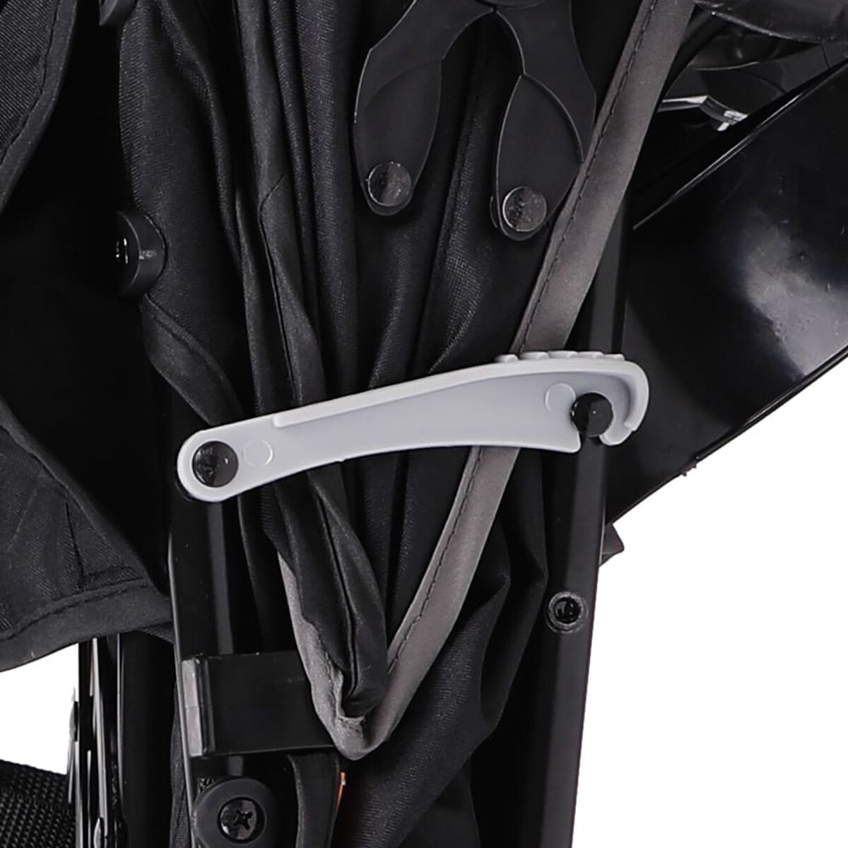 Coche Paseo New Twist Black Cosco