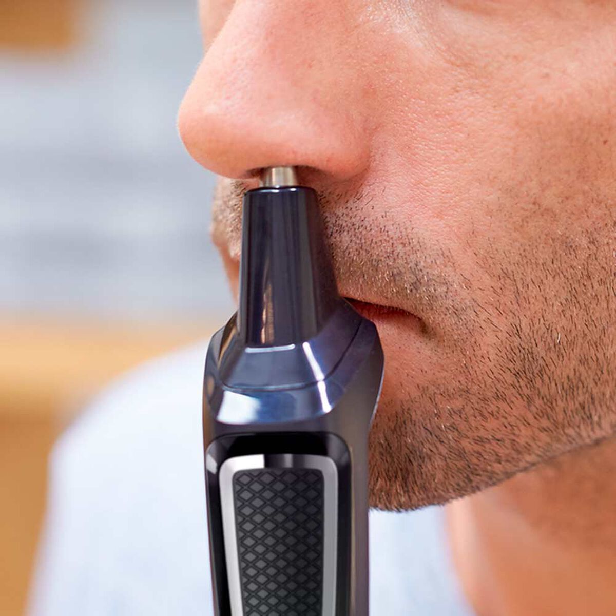 Cortapelo Philips Multigroom Series 3000