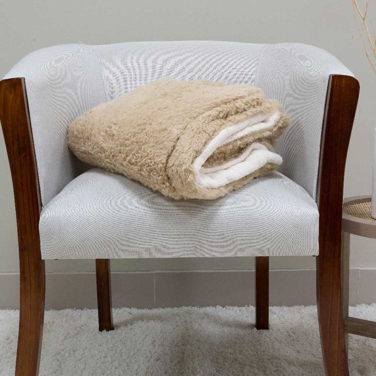 Manta Doral Plush Sherpi 127x152 cm D2