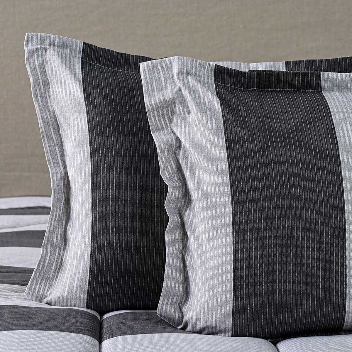 Cubrecama Cannon 2 Plazas Noir