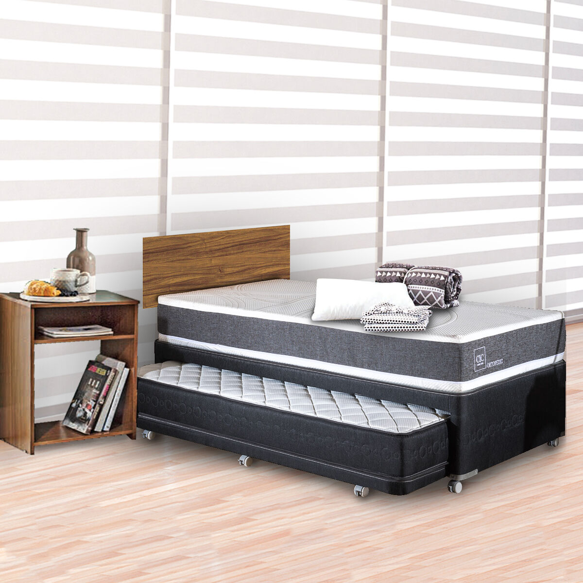 Combo Diván CIC 1,5 Plazas Ortopedic Black + Set Maderas Casanova + Set Textiles + 1 Almohada