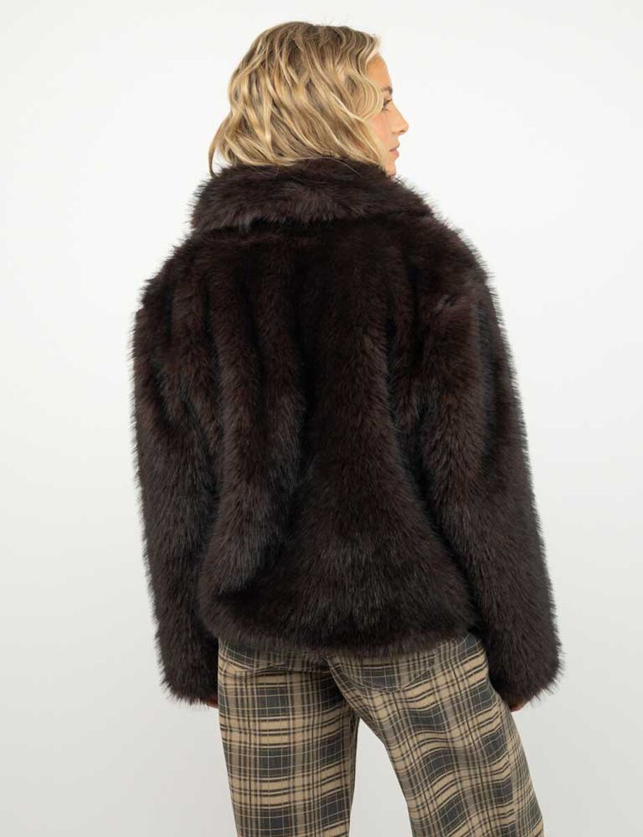 Chaqueta Peluda Mujer Icono